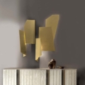 lampa ścienna Hessentia Geometry 501 zaprojektowana przez Claudio Cappellini, materiały: Metal – metal