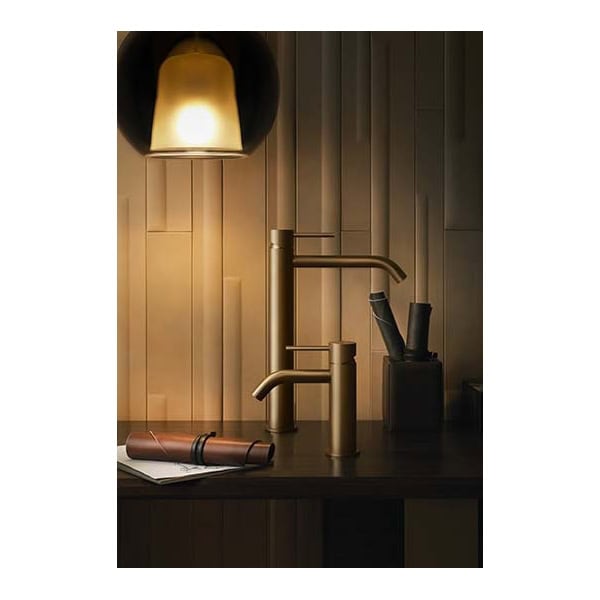 Gessi-CESELLO-54406-Bateria-umywalkowa-nablatowa-z-przylaczami-3-8-wiele-kolorow-3.jpg Gessi316 CESELLO 54406 Bateria umywalkowa nablatowa z przylaczami 3 8 wiele kolorow 239 Stal szczotkowana 707 Czarny metal szczotkowany PVD 708 Miedź szczotkowana PVD 726 Ciepła stal PVD