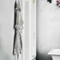 Gessi ELEGANZA ACCESSORIES 46521 Wieszak scienny na szlafrok wiele kolorow 031 Chrom 080 Złoty CCP 087 Szczotkowane złoto CCP 149 Finox 706 Czarny Metal PVD 030 Miedź PVD 713 Antyczny mosiądz