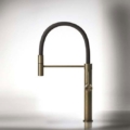Gessi316 GESSI316 KITCHEN 60012 Bateria kuchenna z obrotowa wylewka z pojedynczym trybem strumienia wody wiele kolorow 239 Stal szczotkowana 707 Czarny metal szczotkowany PVD 708 Miedź szczotkowana PVD 726 Ciepła stal PVD