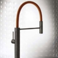 Gessi316 GESSI316 KITCHEN 60014 Bateria kuchenna z obrotowa wylewka z pojedynczym trybem strumienia wody wiele kolorow 239 Stal szczotkowana 707 Czarny metal szczotkowany PVD 708 Miedź szczotkowana PVD 726 Ciepła stal PVD