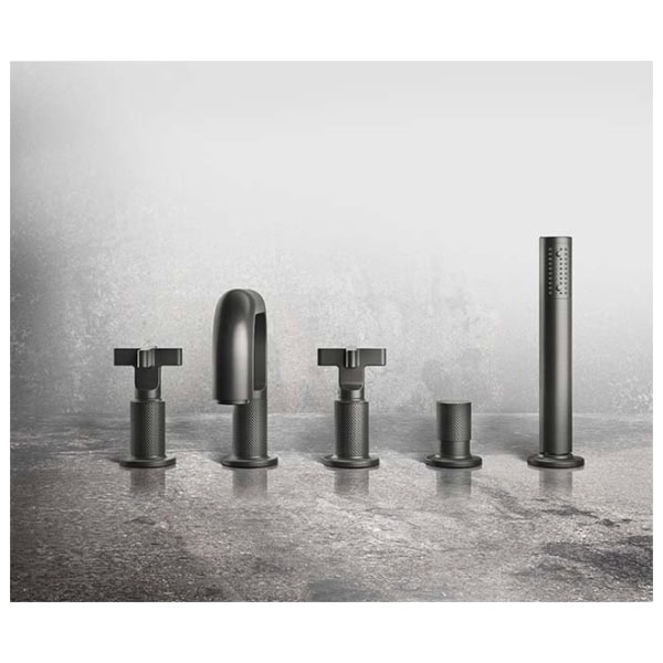Gessi-INCISO-58140-Bateria-wannowa-5-otworowa-z-wylewka-i-przelacznikiem-waz-prysznicowy-15m-wyciagana-sluchawka-prysznicowa-anticalc-wiele-kolorow-2.jpg Gessi INCISO 58140 Bateria wannowa 5 otworowa z wylewka i przelacznikiem waz prysznicowy 15m wyciagana sluchawka prysznicowa anticalc wiele kolorow 031 Chrom 149 Finox 246 Złoty PVD 299 Czarny XL 706 Czarny Metal PVD 030 Miedź PVD 707 Czarny metal szczotkowany PVD 713 Antyczny mosiądz 708 Miedź szczotkowana PVD 727 Mosiądz szczotkowany PVD 187 Postarzany brąz