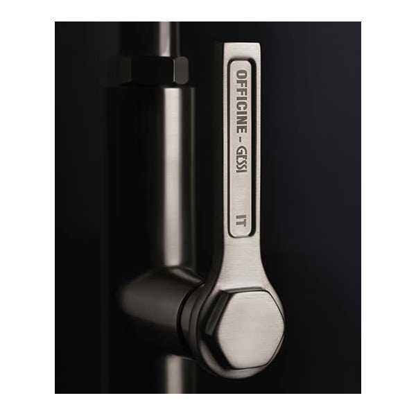 Gessi-OFFICINE-GESSI-60053-Bateria-kuchenna-z-obrotowa-i-wyciagana-wylewka-z-pojedynczym-strumieniem-wody-wiele-kolorow-3.jpg Gessi OFFICINE GESSI 60053 Bateria kuchenna z obrotowa i wyciagana wylewka z pojedynczym strumieniem wody wiele kolorow 031 Chrom 149 Finox 599 707 Czarny metal szczotkowany PVD 708 Miedź szczotkowana PVD
