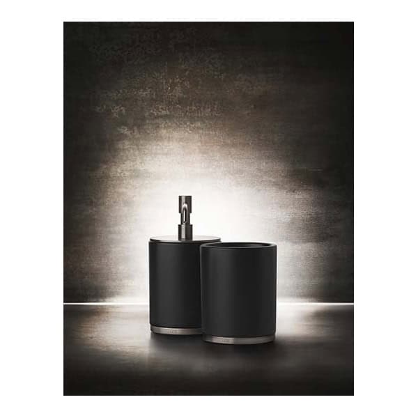 Gessi-OVALE-ACCESSORIES-25348-Dozownik-do-mydla-w-kolorze-czarnym-wiele-kolorow-2.jpg Gessi OVALE ACCESSORIES 25348 Dozownik do mydla w kolorze czarnym wiele kolorow 031 Chrom 149 Finox 279 Biały CN 299 Czarny XL