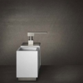 Gessi RETTANGOLO ACCESSORIES 20831 Kubek na szczoteczki w kolorze bialym wiele kolorow 031 Chrom 099 Czarny XL 149 Finox 706 Czarny Metal PVD 030 Miedź PVD 707 Czarny metal szczotkowany PVD 708 Miedź szczotkowana PVD