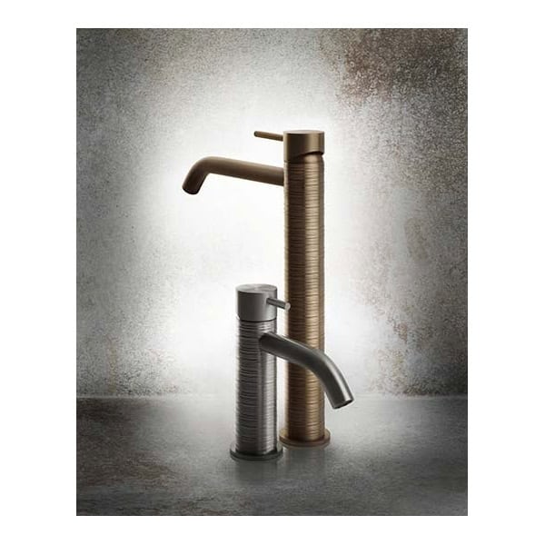 Gessi-TRAME-54302-Bateria-umywalkowa-wiele-kolorow-6.jpg Gessi316 TRAME 54302 Bateria umywalkowa wiele kolorow 239 Stal szczotkowana 707 Czarny metal szczotkowany PVD 708 Miedź szczotkowana PVD 726 Ciepła stal PVD