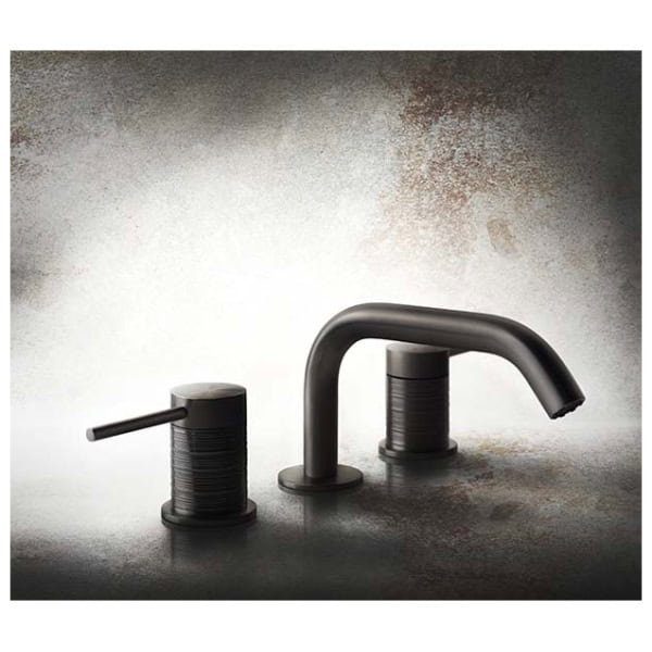Gessi-TRAME-54313-Bateria-umywalkowa-trzyotworowa-z-wylewka-wiele-kolorow-1.jpg Gessi316 TRAME 54313 Bateria umywalkowa trzyotworowa z wylewka wiele kolorow 239 Stal szczotkowana 707 Czarny metal szczotkowany PVD 708 Miedź szczotkowana PVD 726 Ciepła stal PVD