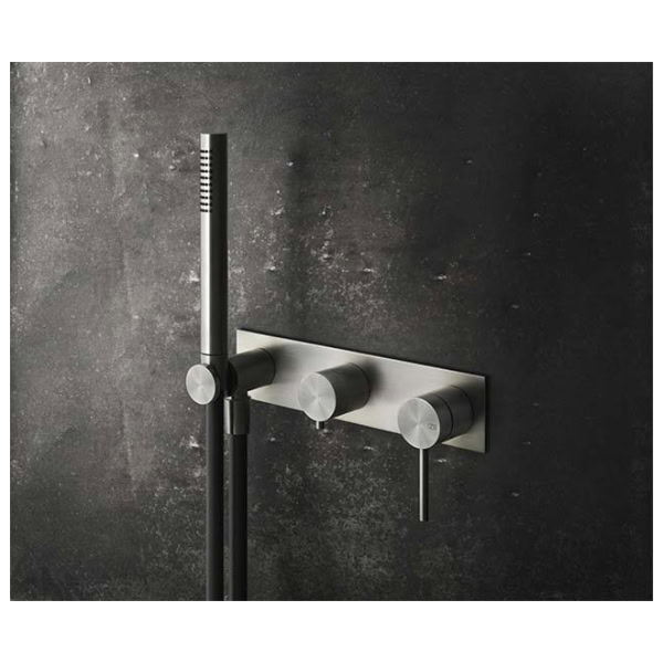 Gessi316-SHOWER316-54139-54038-Bateria-prysznicowa-podtynkowa-dwuobiegowa-uchwyt-sluchawki-prysznicowej-waz-prysznicowy-sluchawka-prysznicowa-1.jpg Gessi316 SHOWER316 54139 54038 Bateria prysznicowa podtynkowa dwuobiegowa z przelacznikiem zaworem przelaczajacym uchwytem sluchawki prysznicowej wezem prysznicowym i sluchawka prysznicowa wiele kolorow 239 Stal szczotkowana 707 Czarny metal szczotkowany PVD 708 Miedź szczotkowana PVD 726 Ciepła stal PVD